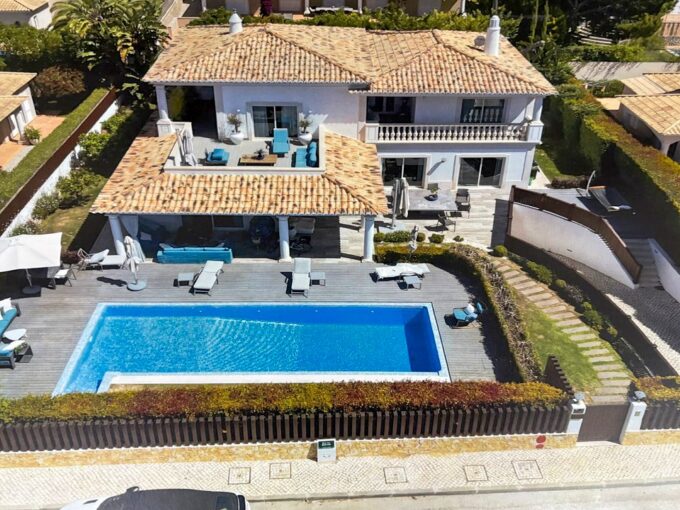 4 bed villa in Varandas do Lago near Quinta do Lago Golf 1